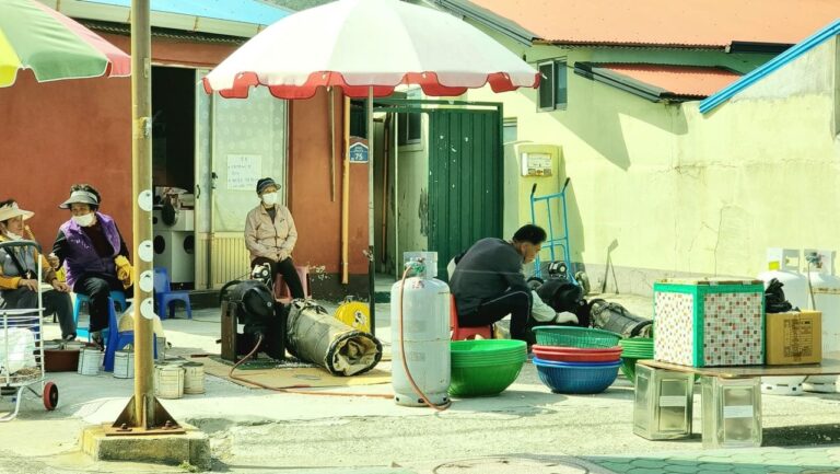 뻥이요~ 팝콘보다 달콤했던 추억의 주전부리 “뻥튀기”